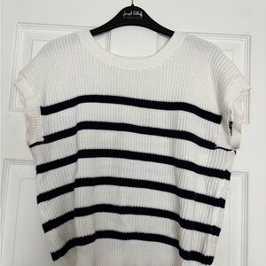 Knitted t shirt